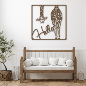 Wandobjekt aus Holz in quadratischer Ausführung mit Motiv Giraffe