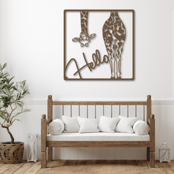 Wandobjekt aus Holz in quadratischer Ausführung mit Motiv Giraffe